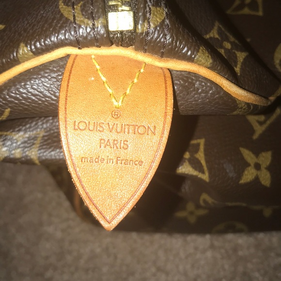 Authentic Louis Vuitton - Picture 2 of 8